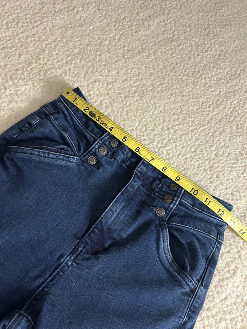 Free People Maddox Stretch Flare Jeans Size 26 - Picture 8 of 11